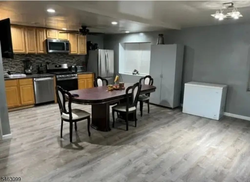 604 Livingston St, Elizabeth City