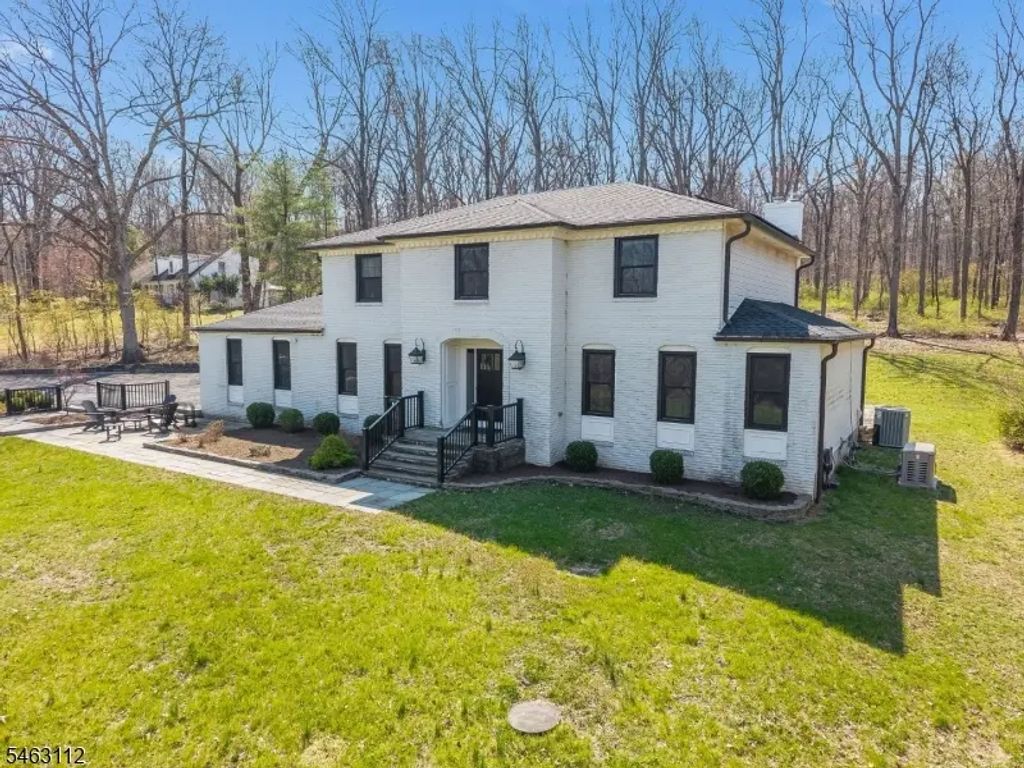 64 Lindbergh Rd, East Amwell Twp.