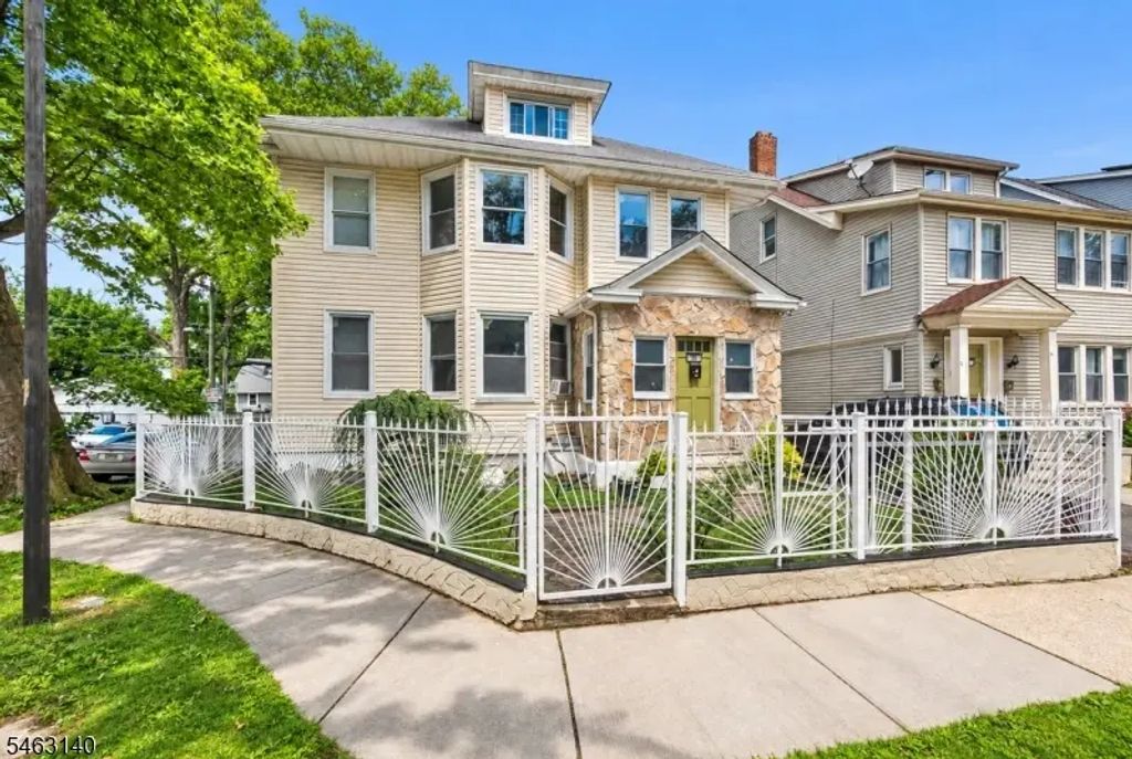 35 Sunnyside Ter, East Orange City