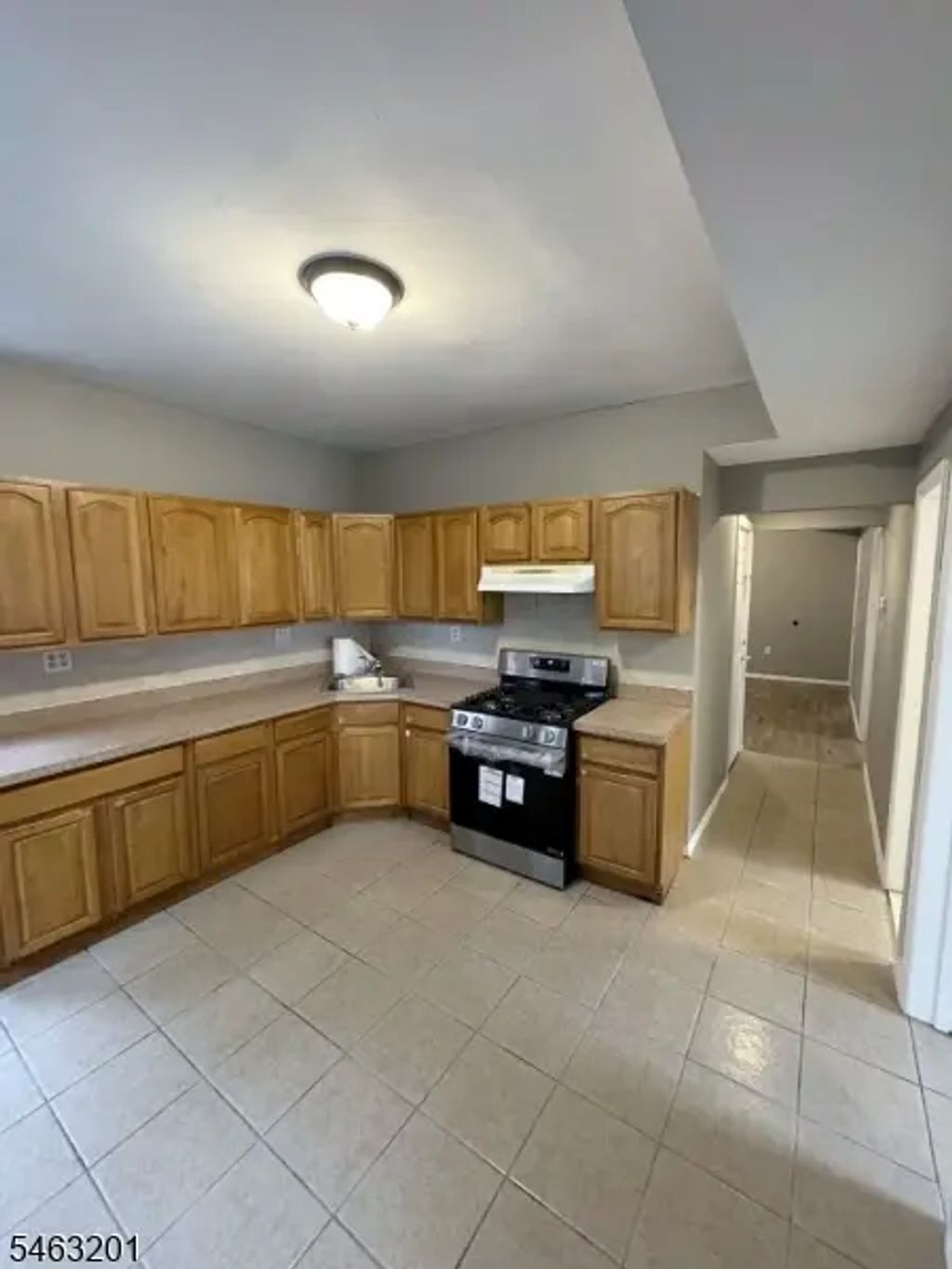 550 Norwood St, East Orange City