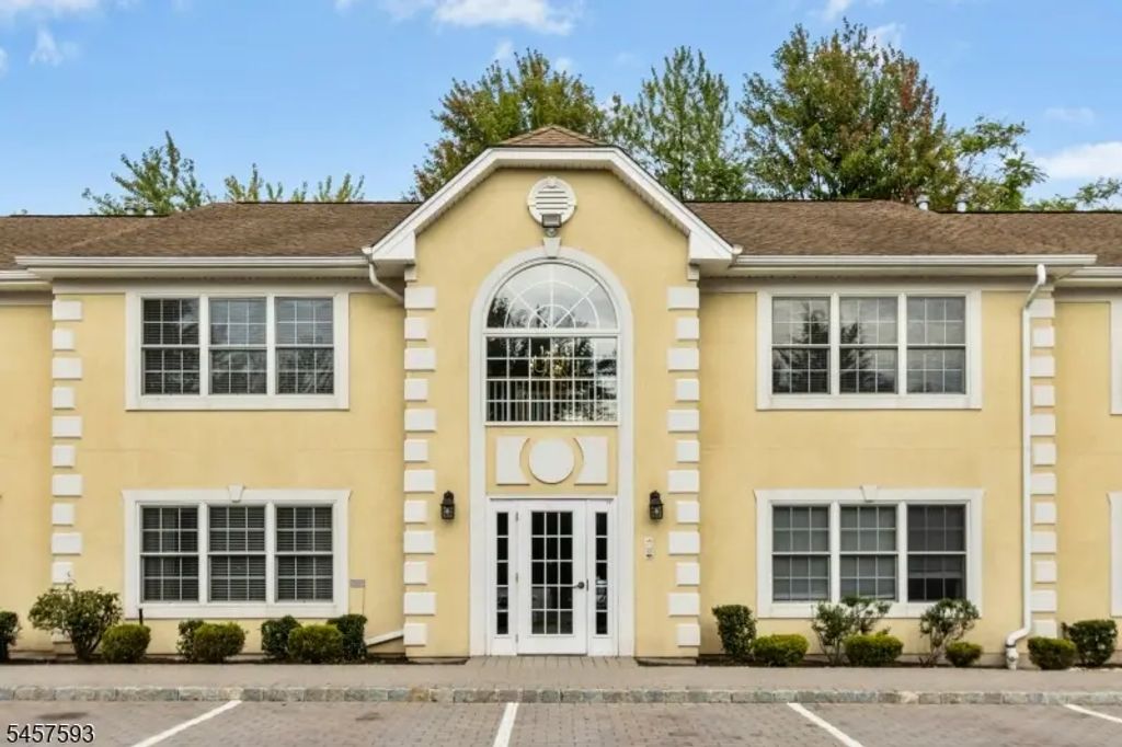 22 Cellar Avenue, Clark Twp.