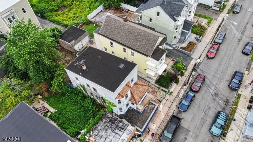 305 Pacific St, Paterson City