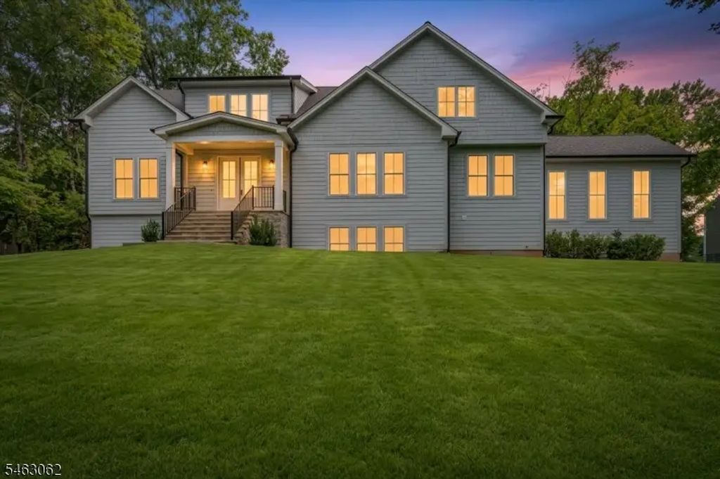 2042 W Broad St, Scotch Plains Twp.