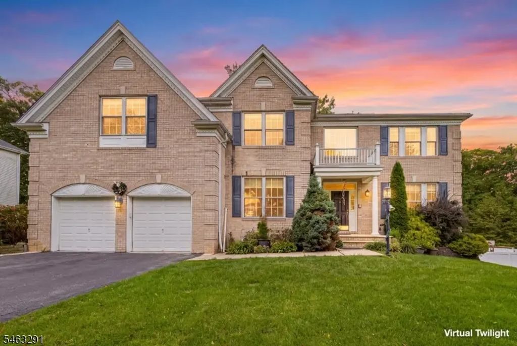 9 Red Maple Ln, Mount Olive Twp.