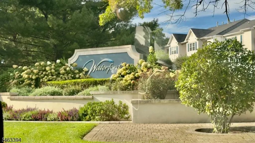 1133 Waterford Dr, Edison Twp.