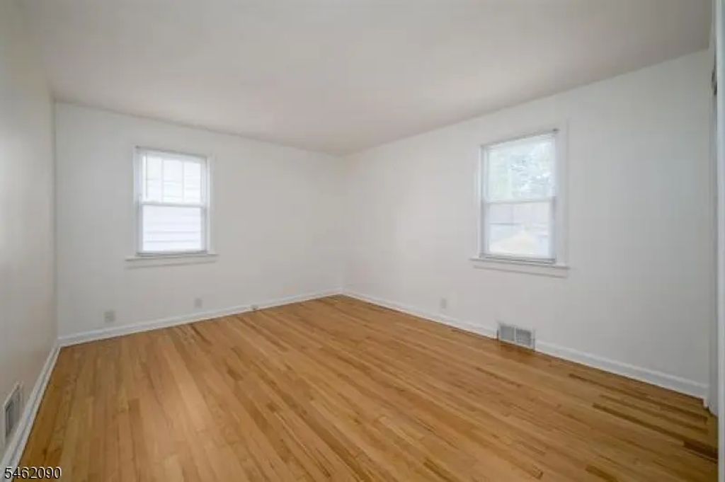 180 Mountainview Ave, Nutley Twp.