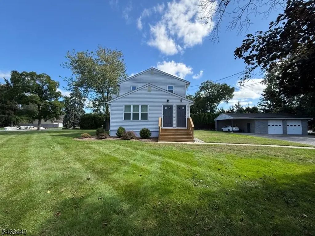 391 Hollywood Ave, Fairfield Twp.