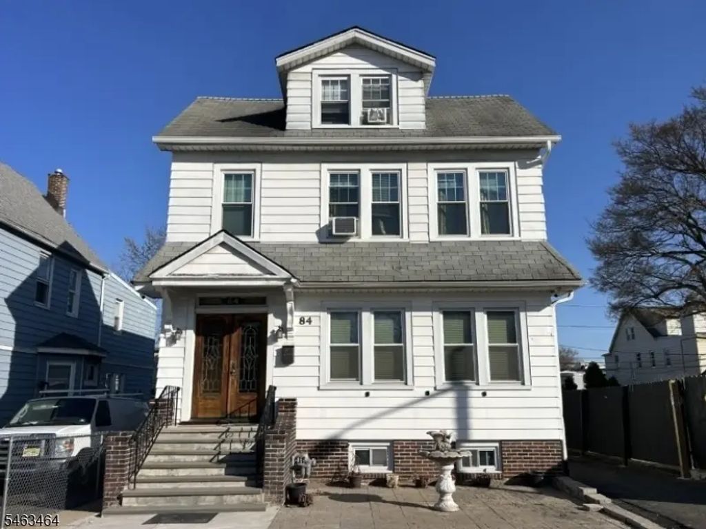 84 Crawford St, East Orange City