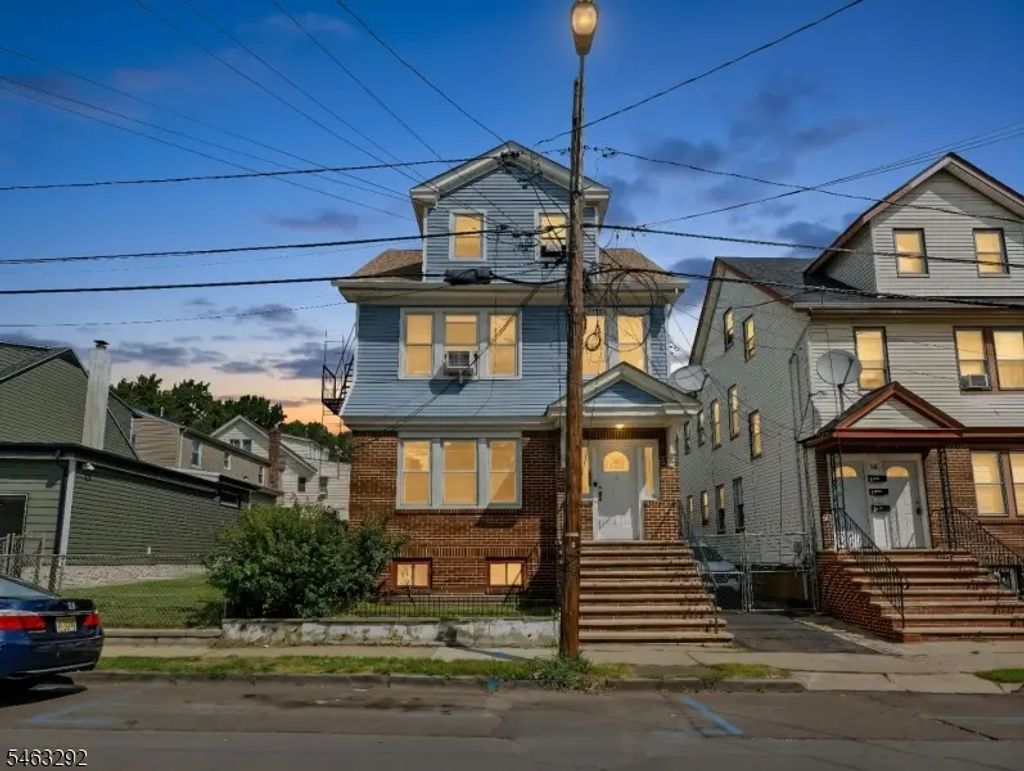 102 Delmar Pl, Irvington Twp.