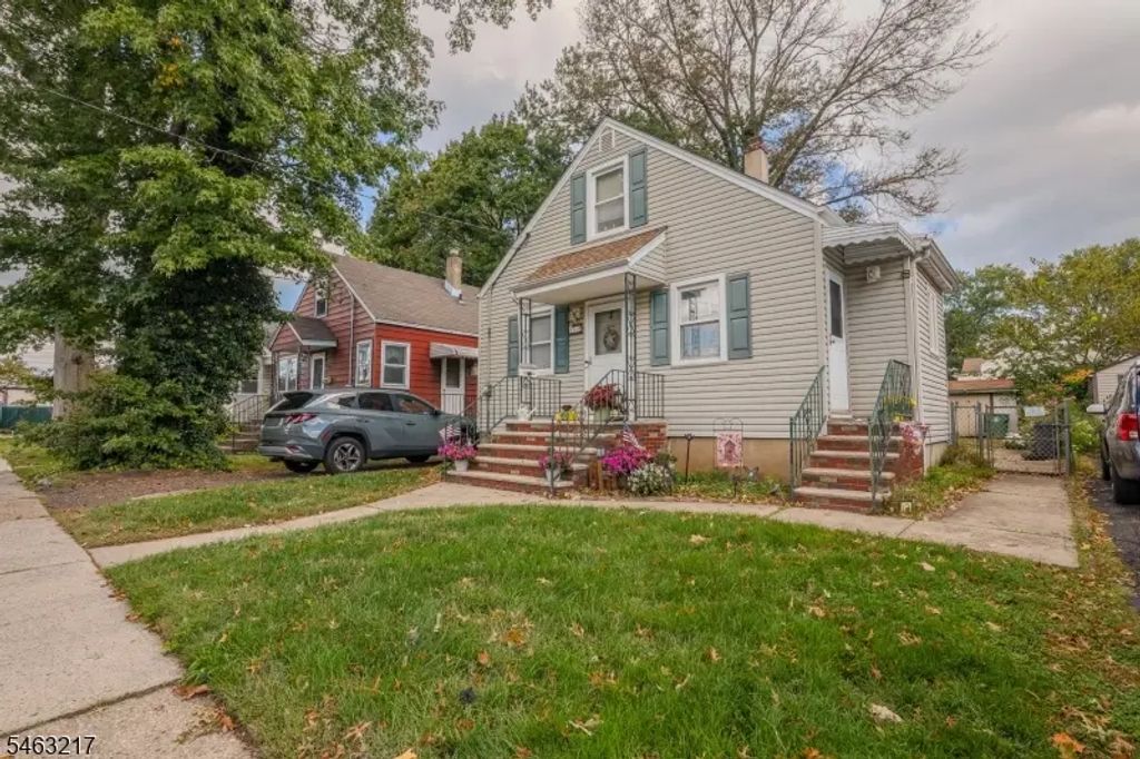 918 Seymour Ave, Linden City