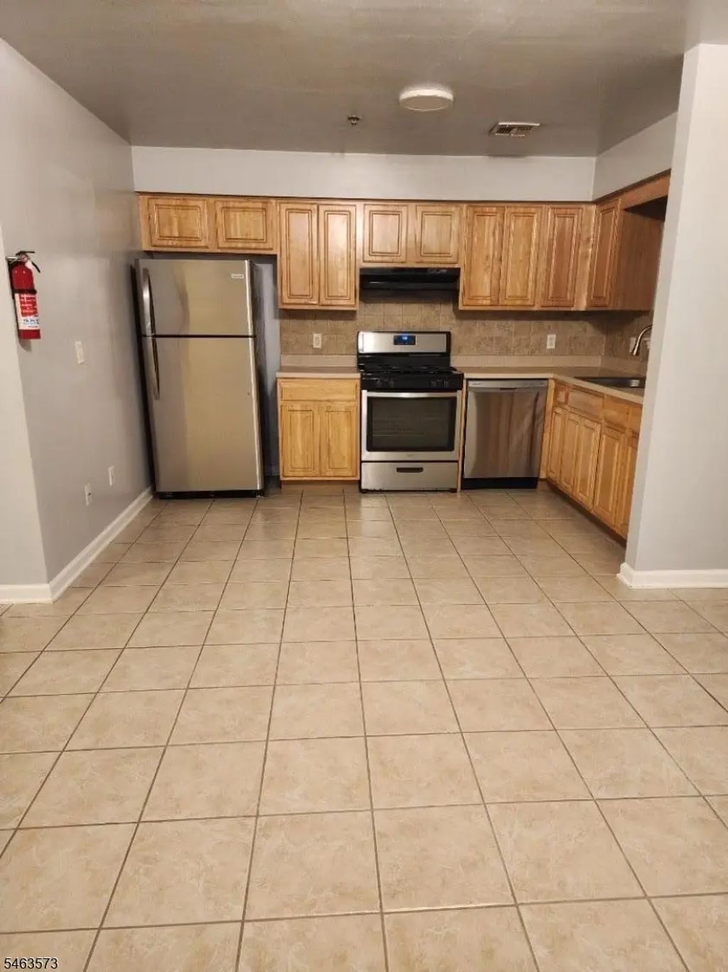 49-51 Crawford St, Newark City