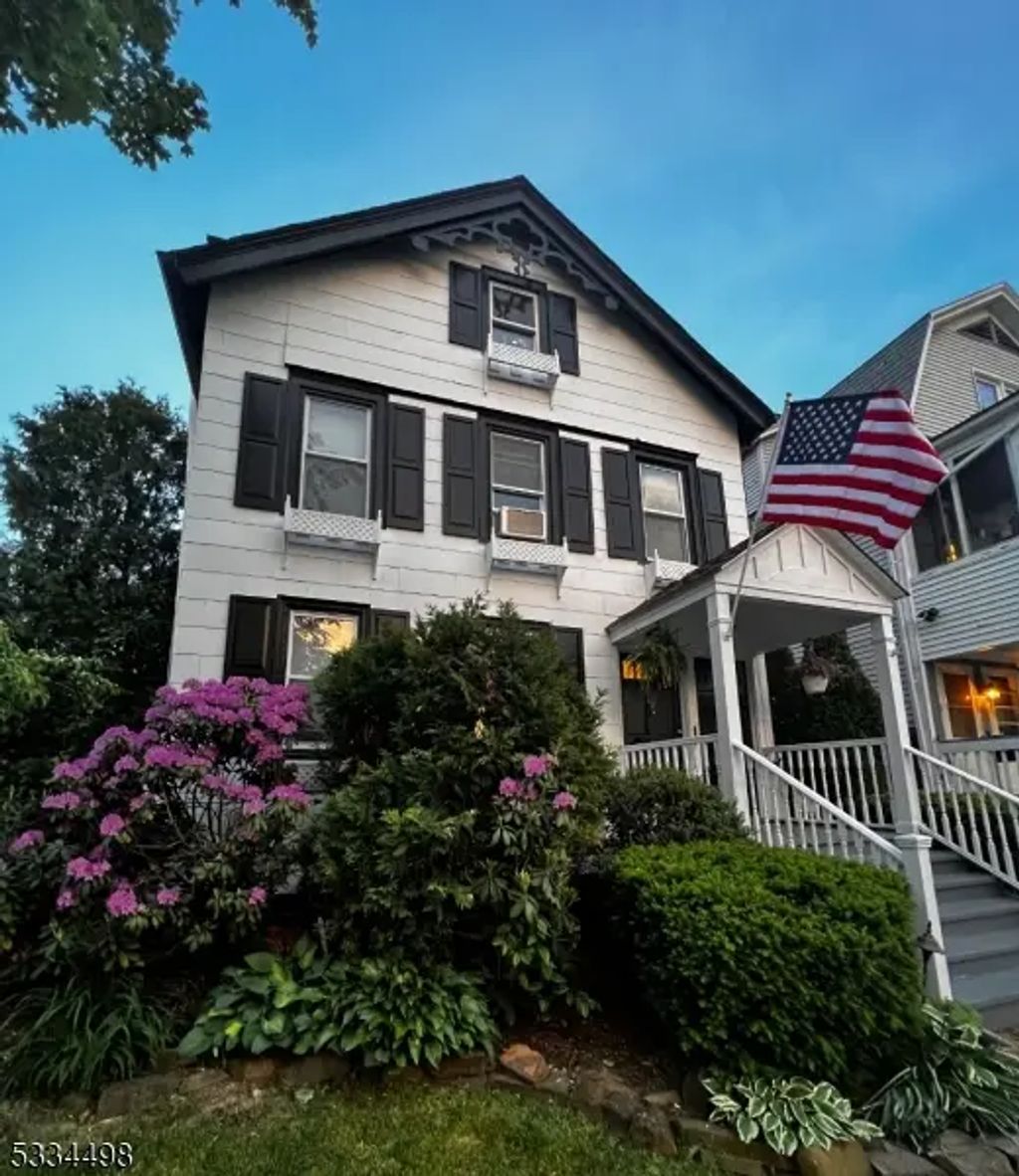 39 Midland Ave, Montclair Twp.