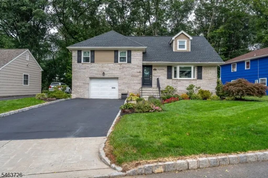 373 Plymouth Rd, Union Twp.