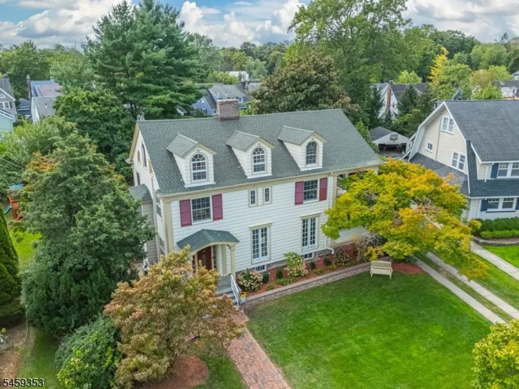 12 Melrose Pl, Montclair Twp.