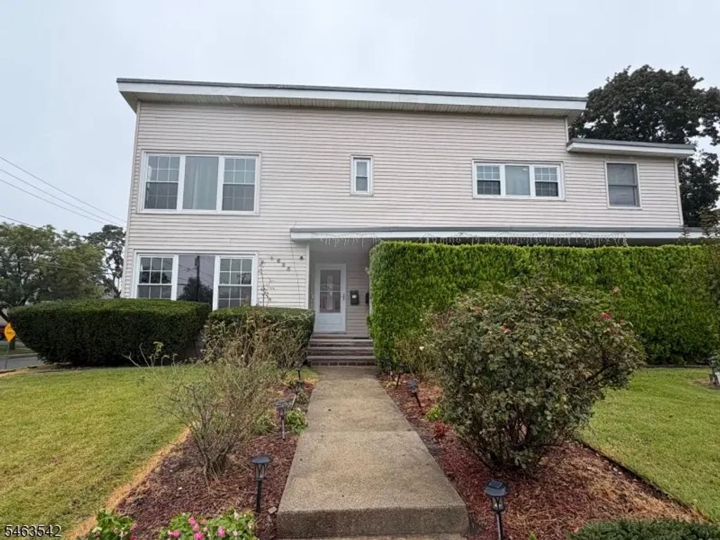 6-25 1st St, Fair Lawn Boro