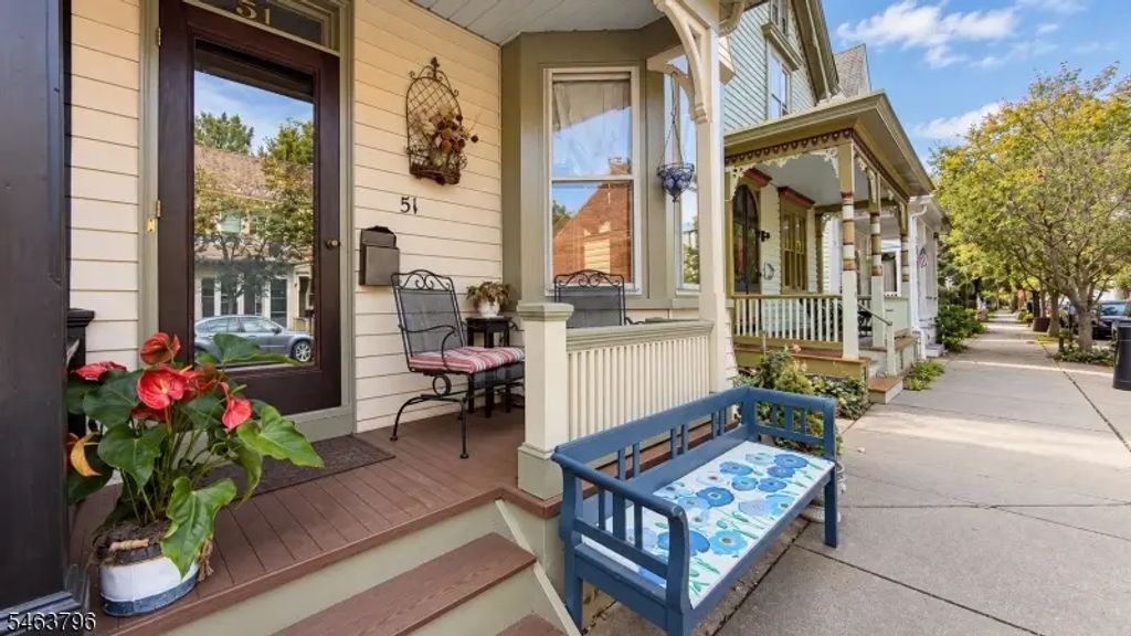 51 Perry St, Lambertville City