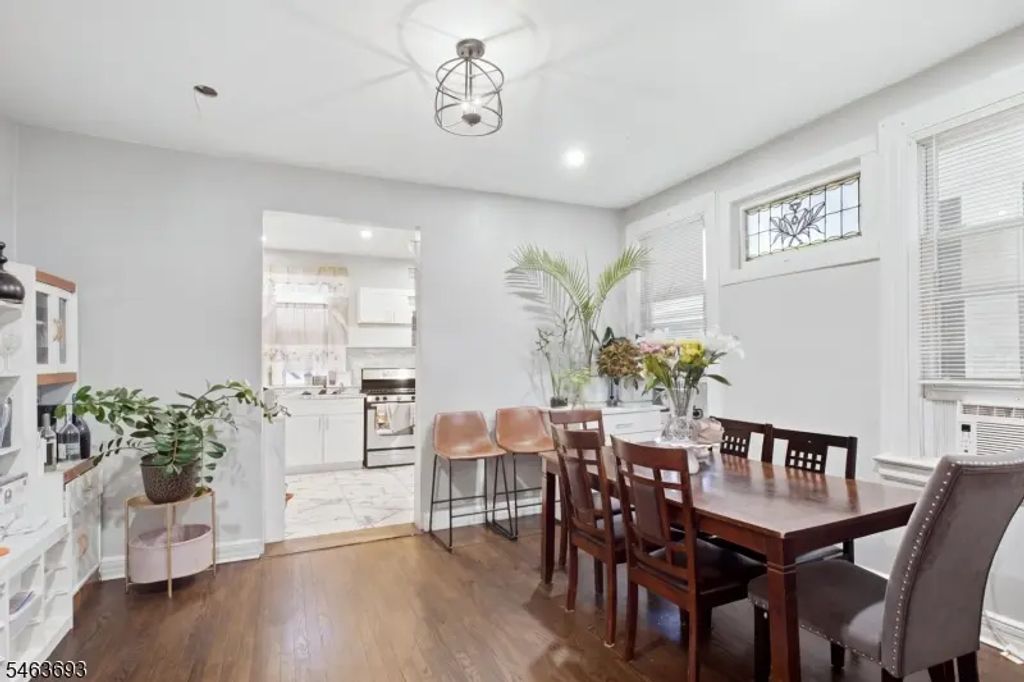 1134 Grove St, Irvington Twp.