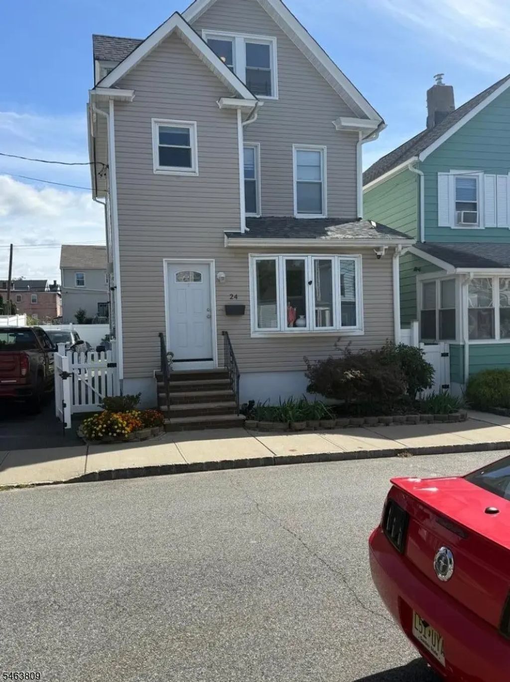 24 Smith St, Belleville Twp.
