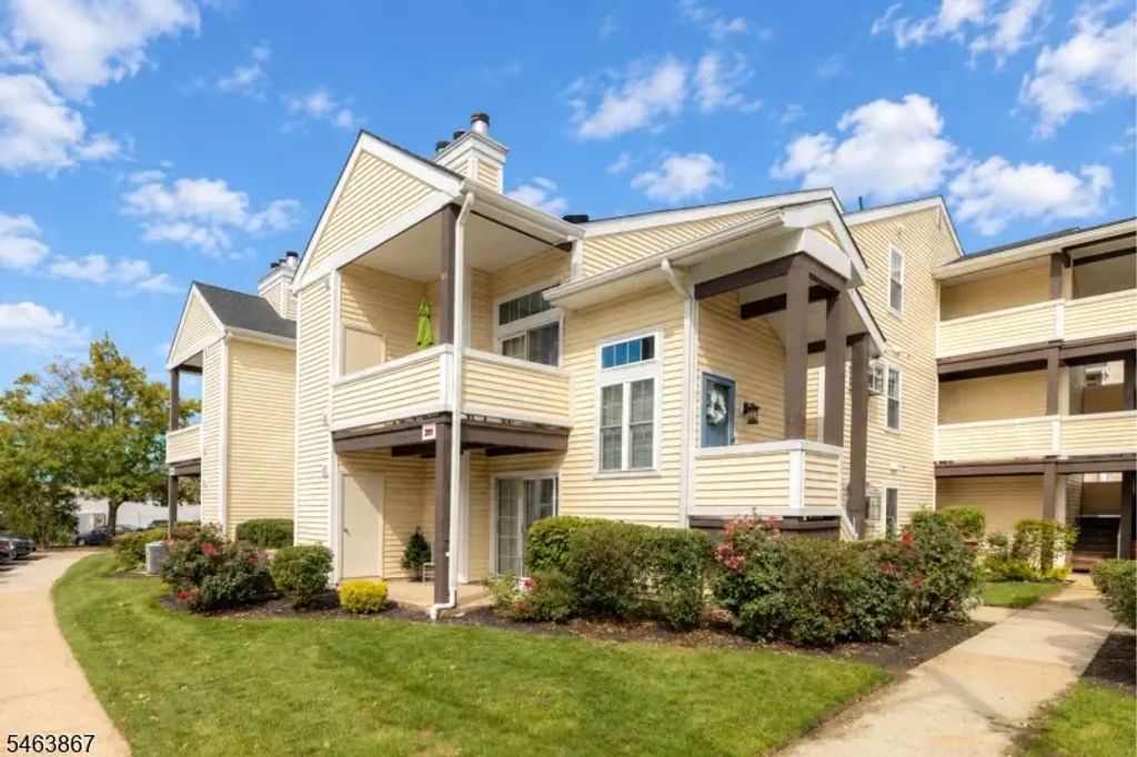 251 Broadmoor-6, Union Twp.