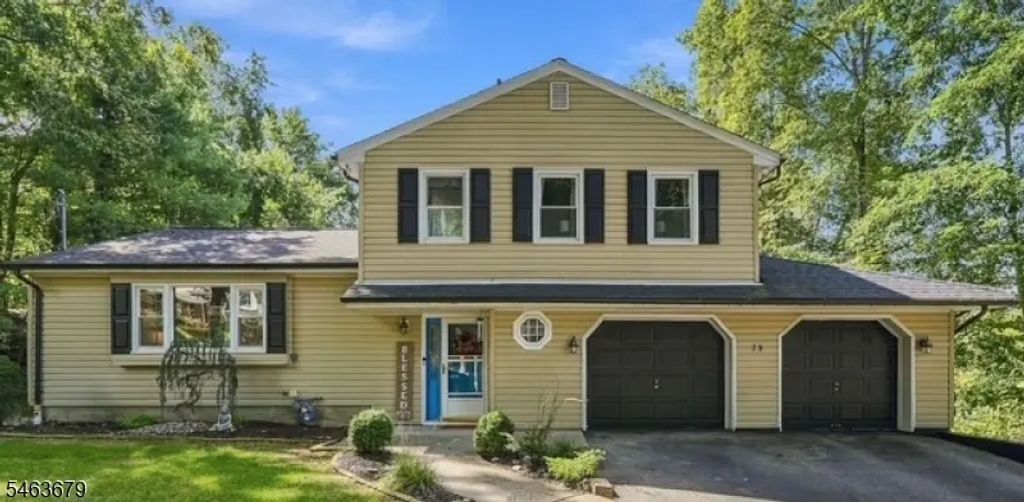 29 Camelot Dr, West Milford Twp.