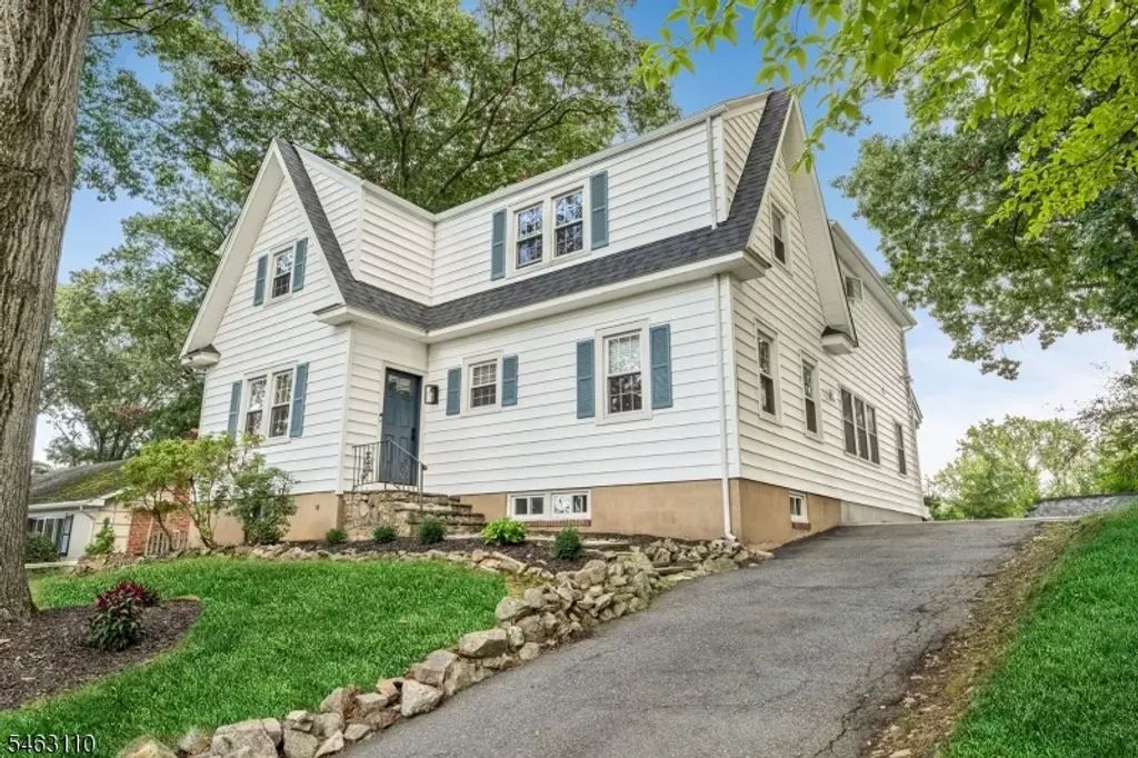 92 Hillcrest Ave, Morris Twp.