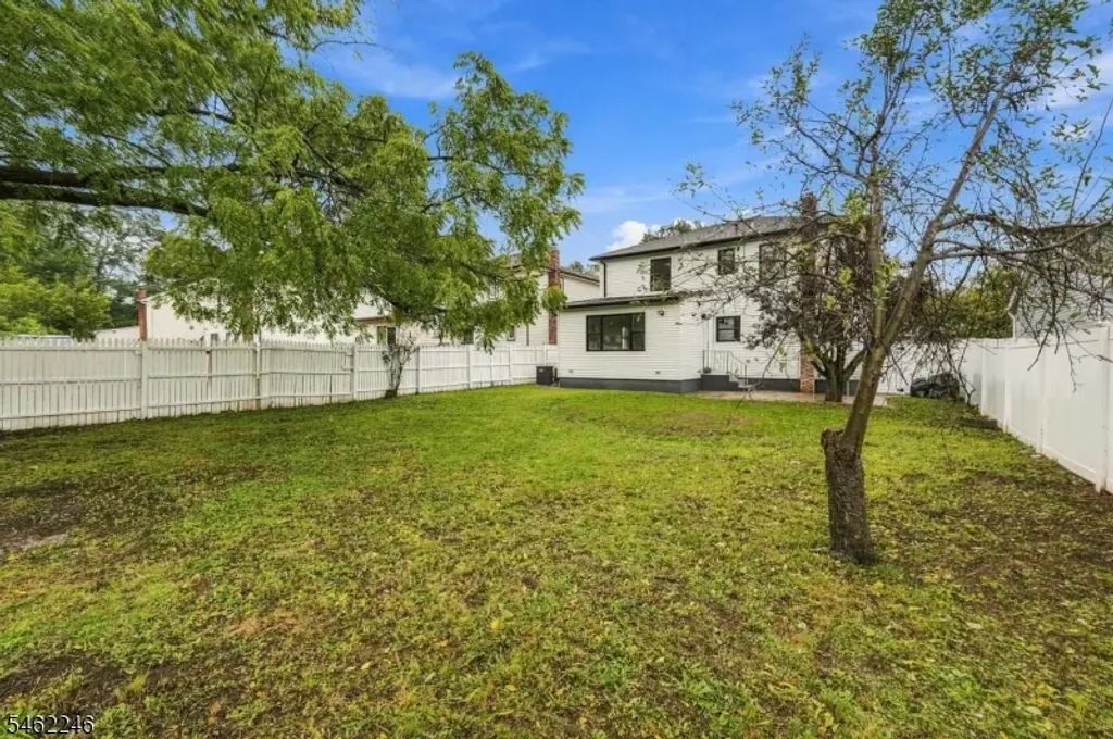 152 Glenwood Ct, Union Twp.