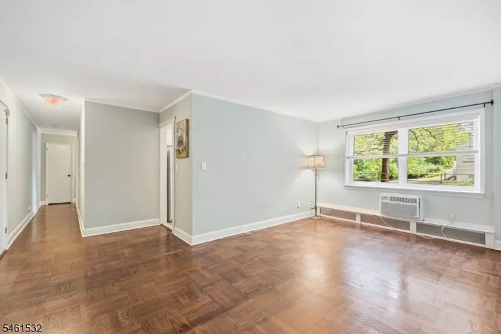18 Springfield Ave, Cranford Twp.