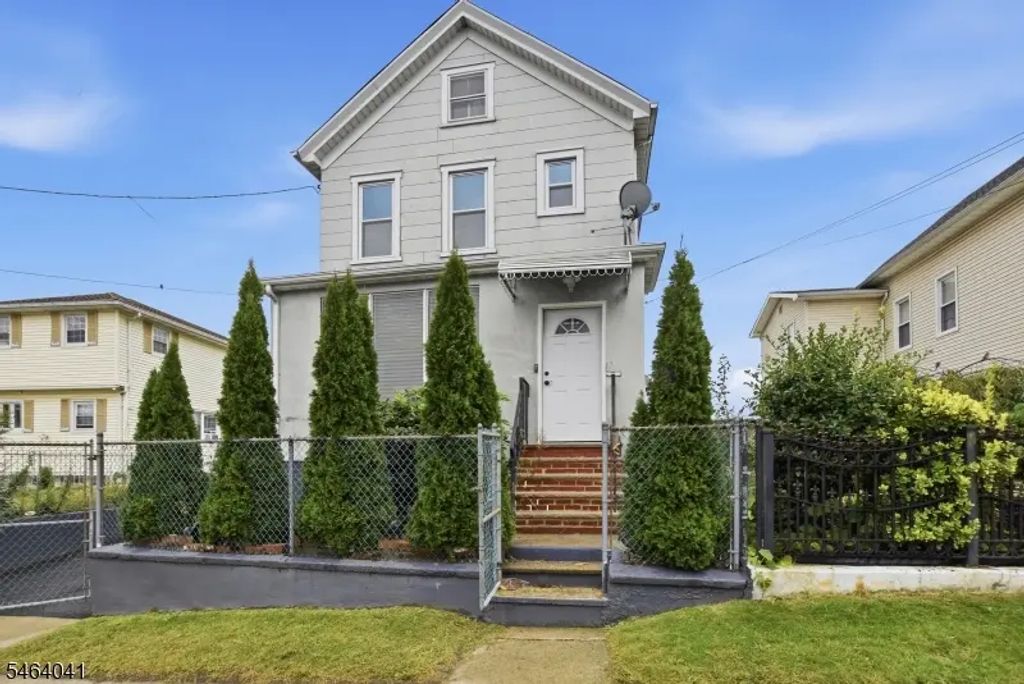 47 Durant Ave, Clifton City