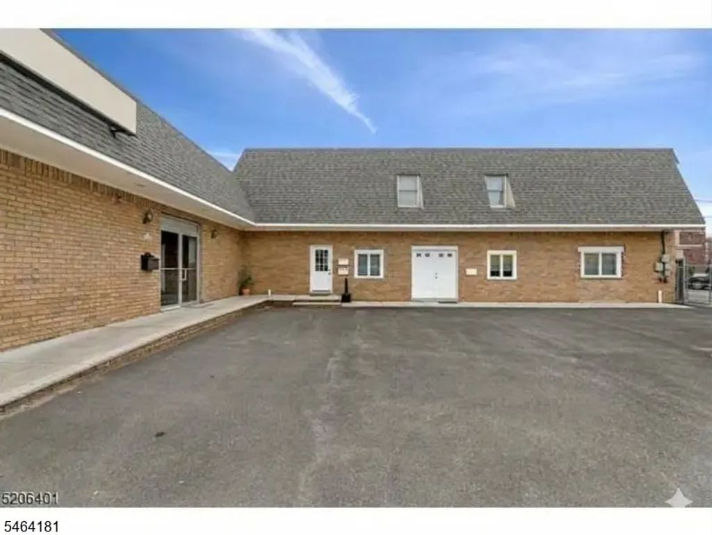 91 Royal Ave, Hawthorne Boro