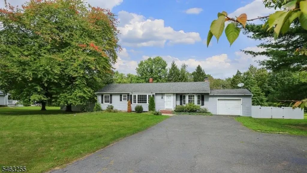 743 Mill Ln, Hillsborough Twp.