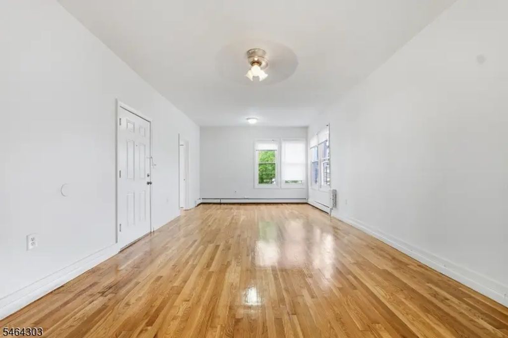 231 Renner Ave, Newark City