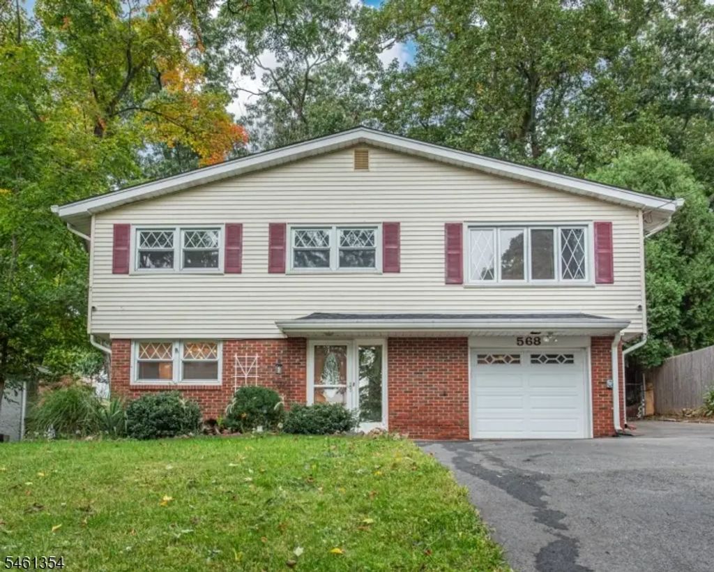 568 Stanley Pl, Mount Arlington Boro
