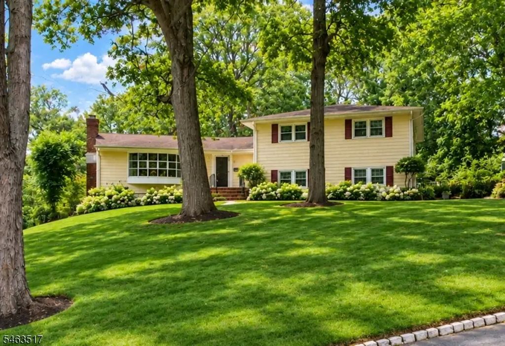 16 Warren Pl, Berkeley Heights Twp.