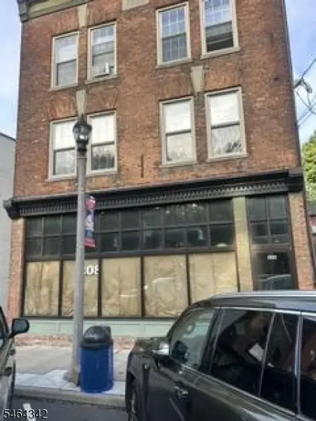 208-206 Main St, Butler Boro