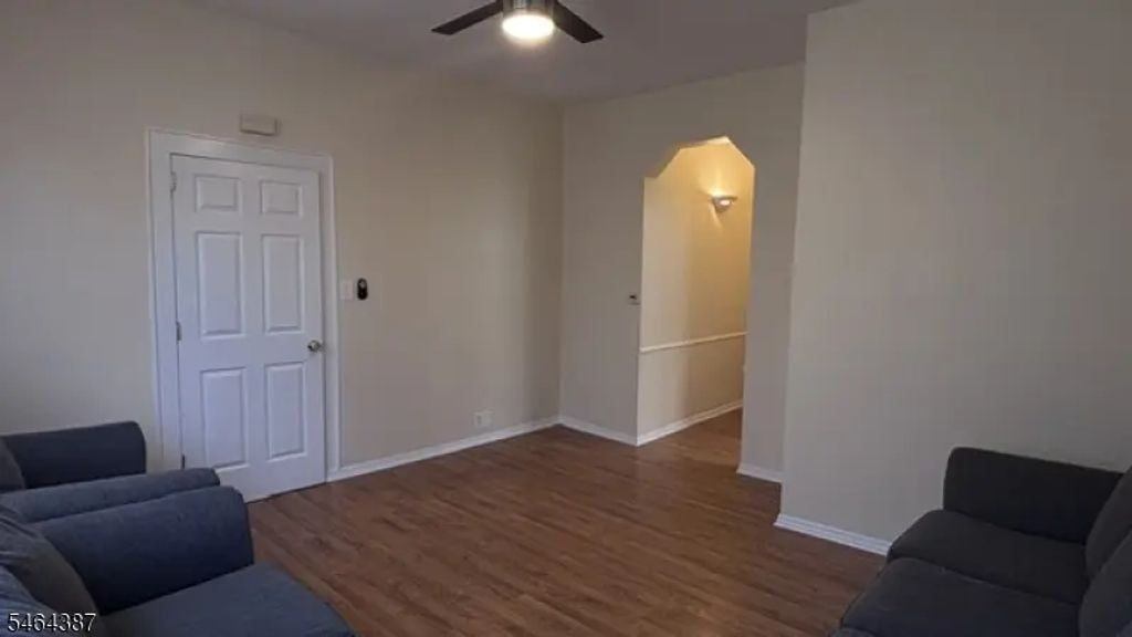 128 Cross St, Harrison Town
