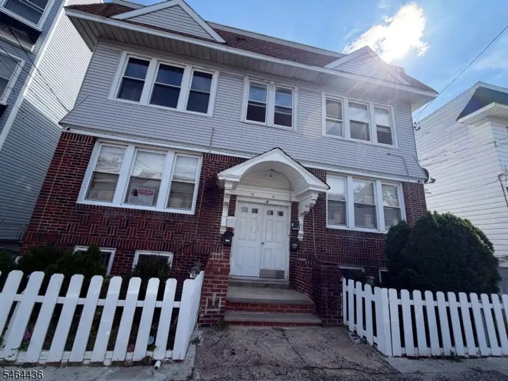 70-72 Halstead St, Newark City