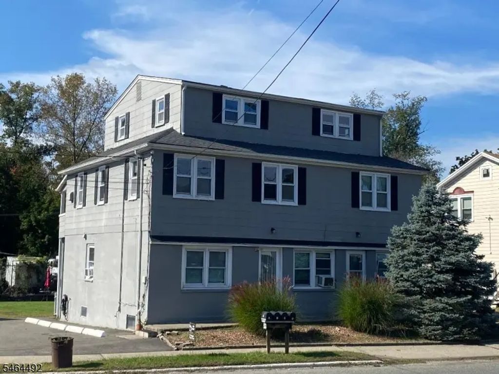53 Newark Pompton Tpke, Wayne Twp.