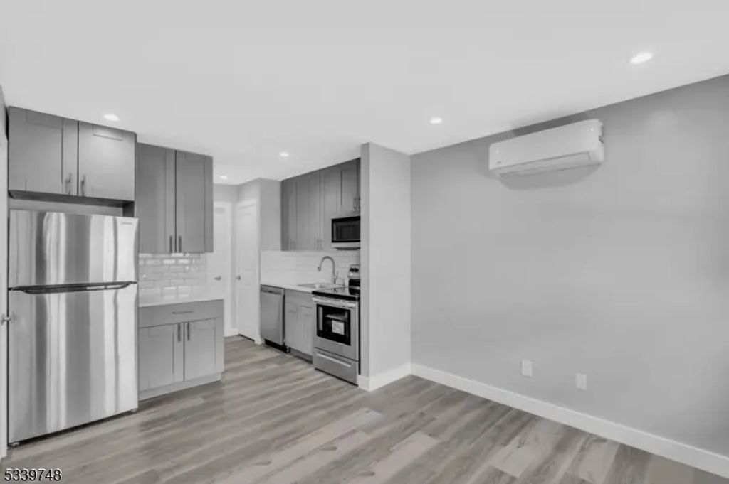 1300 Fulton St, Rahway City