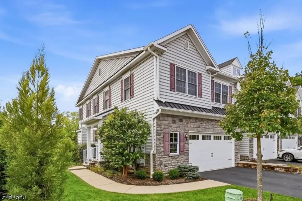 6 Lee Dr, Morris Twp.