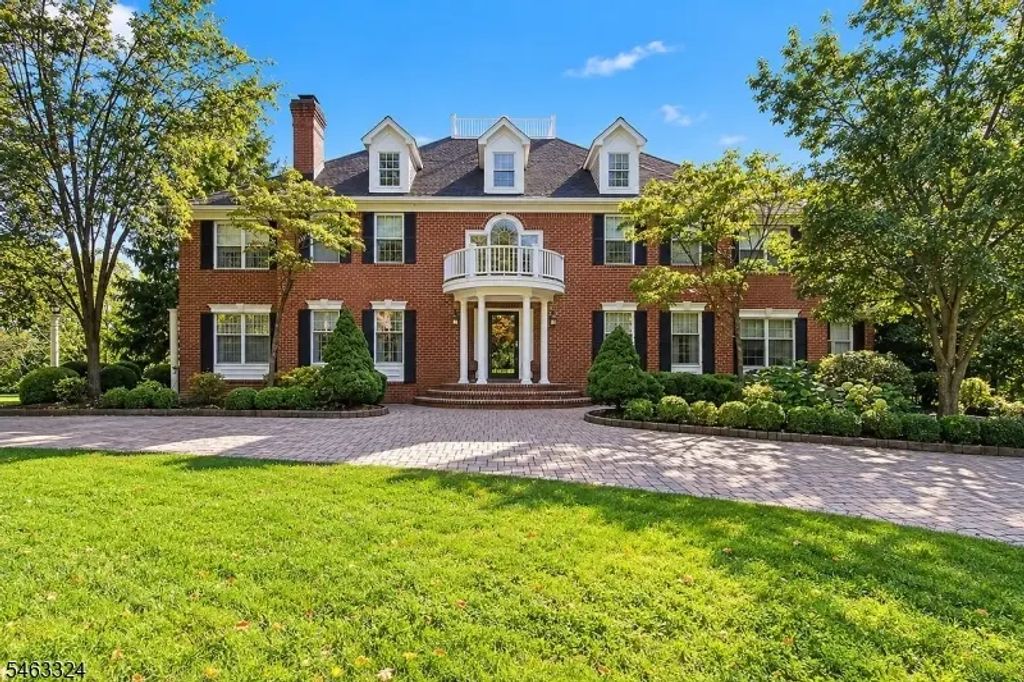 11 Baltusrol Way, Bernards Twp.