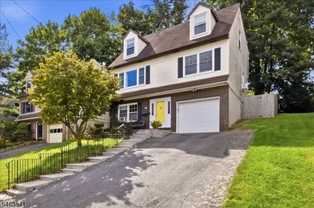 13 Edison Dr, Summit City