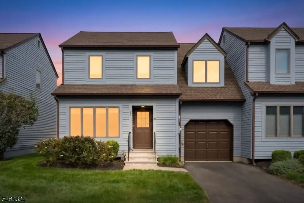 21 Village Park Ct, Scotch Plains Twp.
