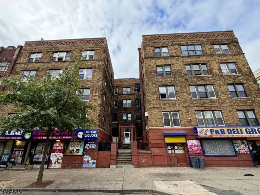 729-735 Ml King Blvd, Newark City