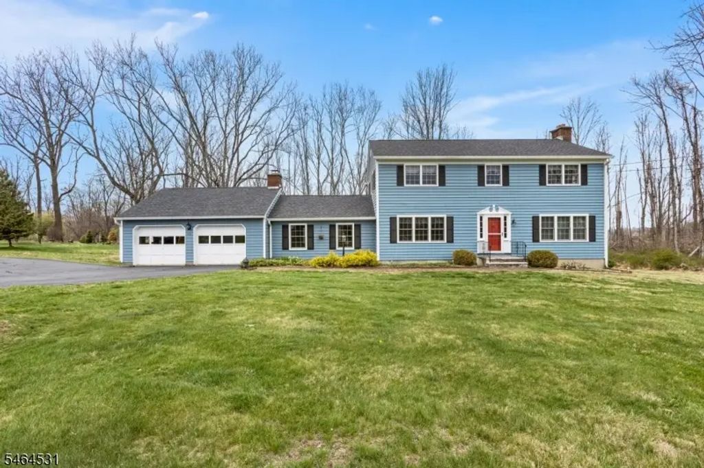 58 Andover Rd, Sparta Twp.