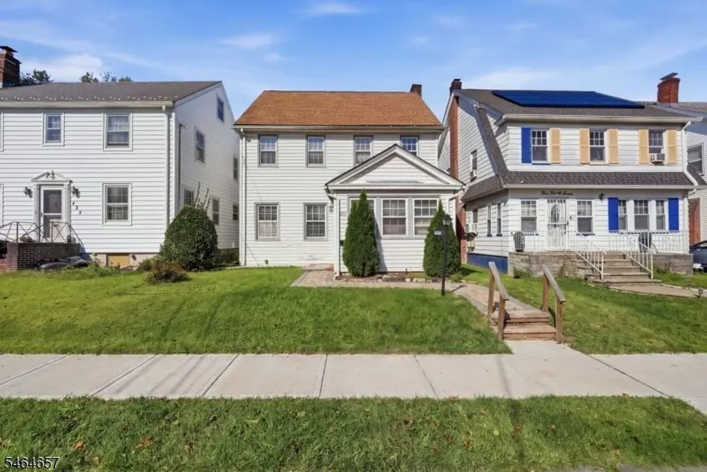 429 Chapman St, Irvington Twp.