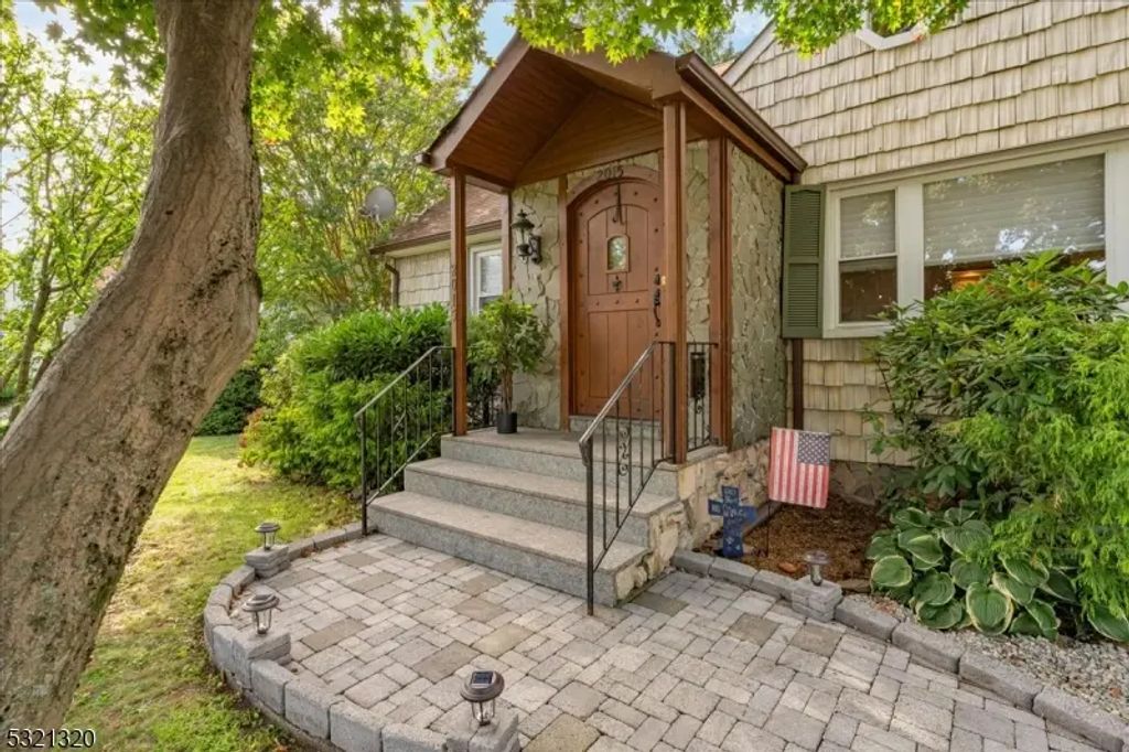 2015 Mountain Ave, Scotch Plains Twp.