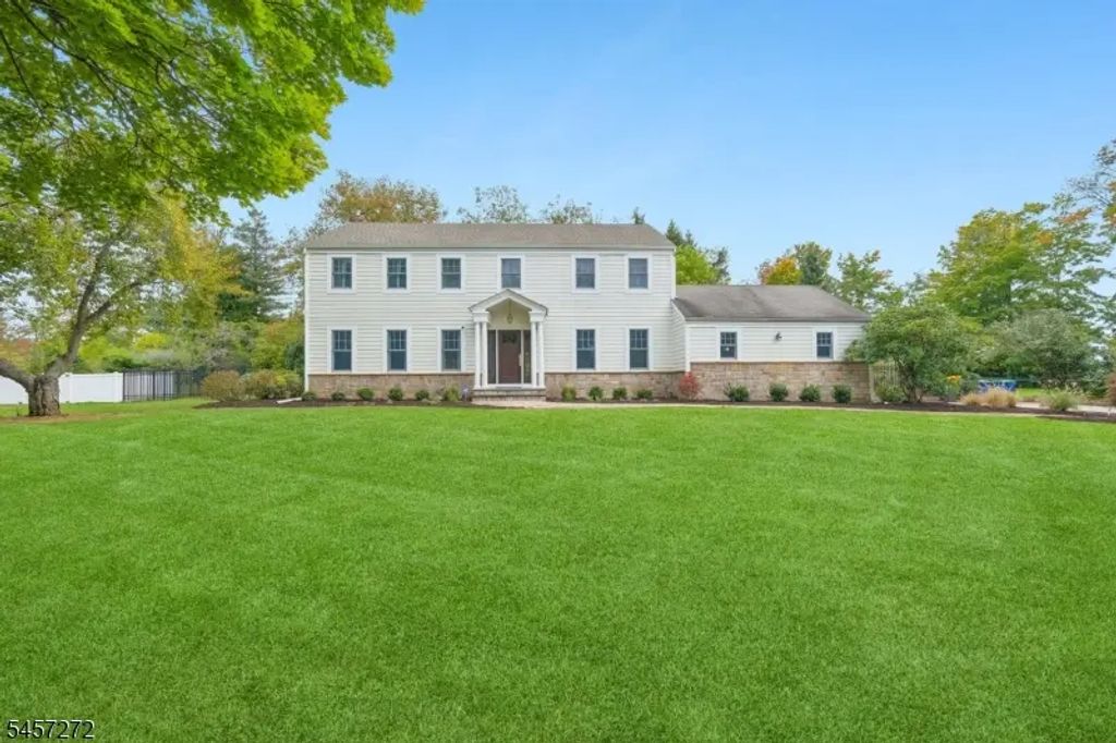 1262 Mount Airy Rd, Bernards Twp.