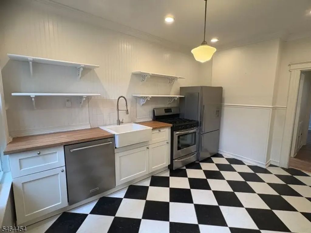 194 Hillside Ave, Glen Ridge Boro Twp.