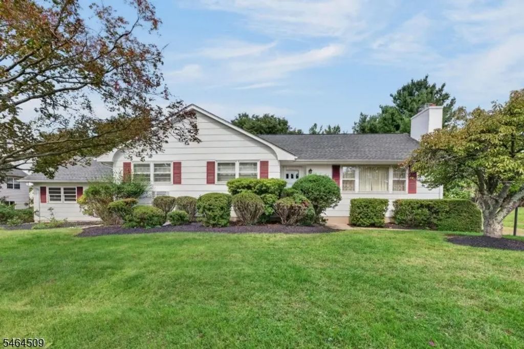 444 Vanderveer Rd, Bridgewater Twp.