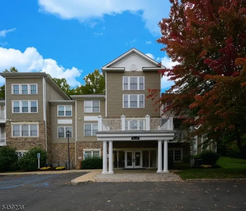 3107 Peer Pl, Denville Twp.